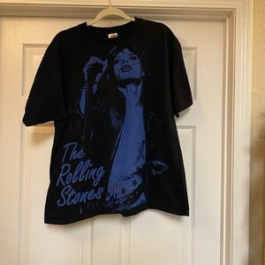**SOLD** 2002 VTG Rolling Stones Shirt